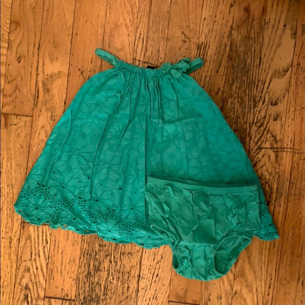 Baby Gap 6-12 months Eyelet Dress